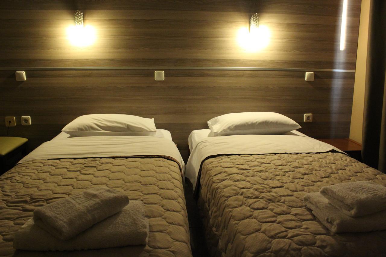 Park Hotel Polykastro Luaran gambar